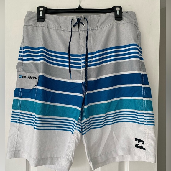 Billabong Men’s Blue/Wht/Grey Striped Board Shorts Size 31 - Picture 1 of 5